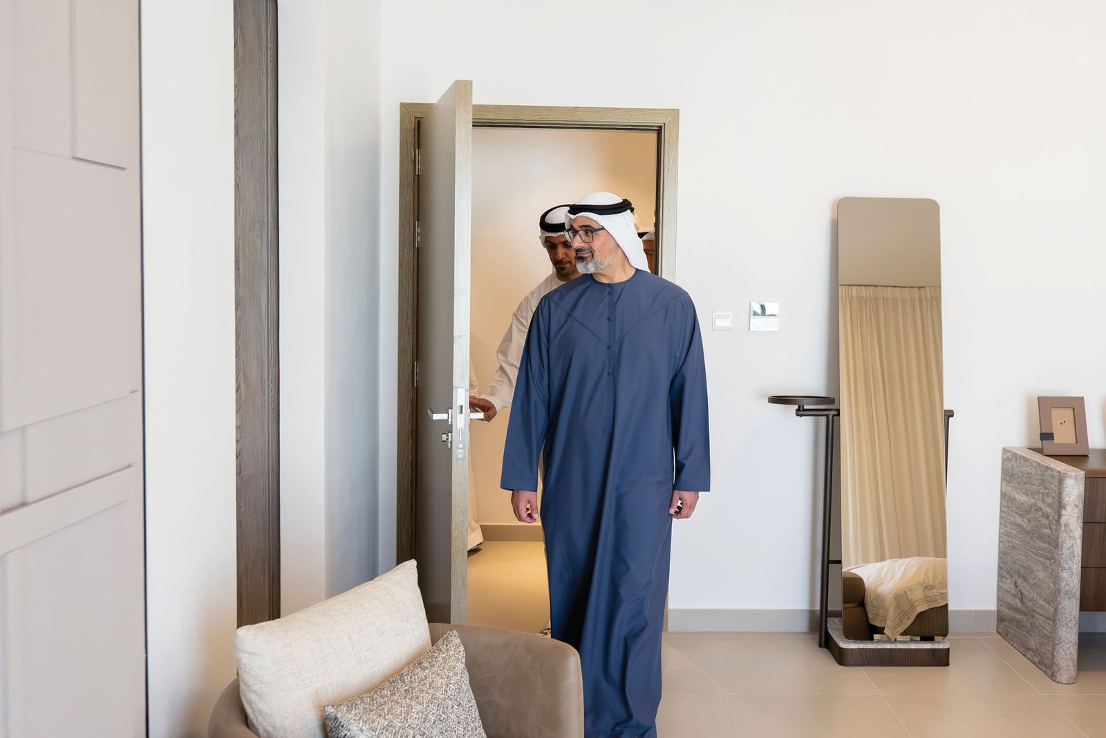 خالد بن محمد بن زايد يدشن مشروع شمال بني ياس السكني ويوجّه بتسميته "حي المزن" 1 خالد بن محمد بن زايد يدشن مشروع شمال بني ياس السكني ويوجّه بتسميته "حي المزن"