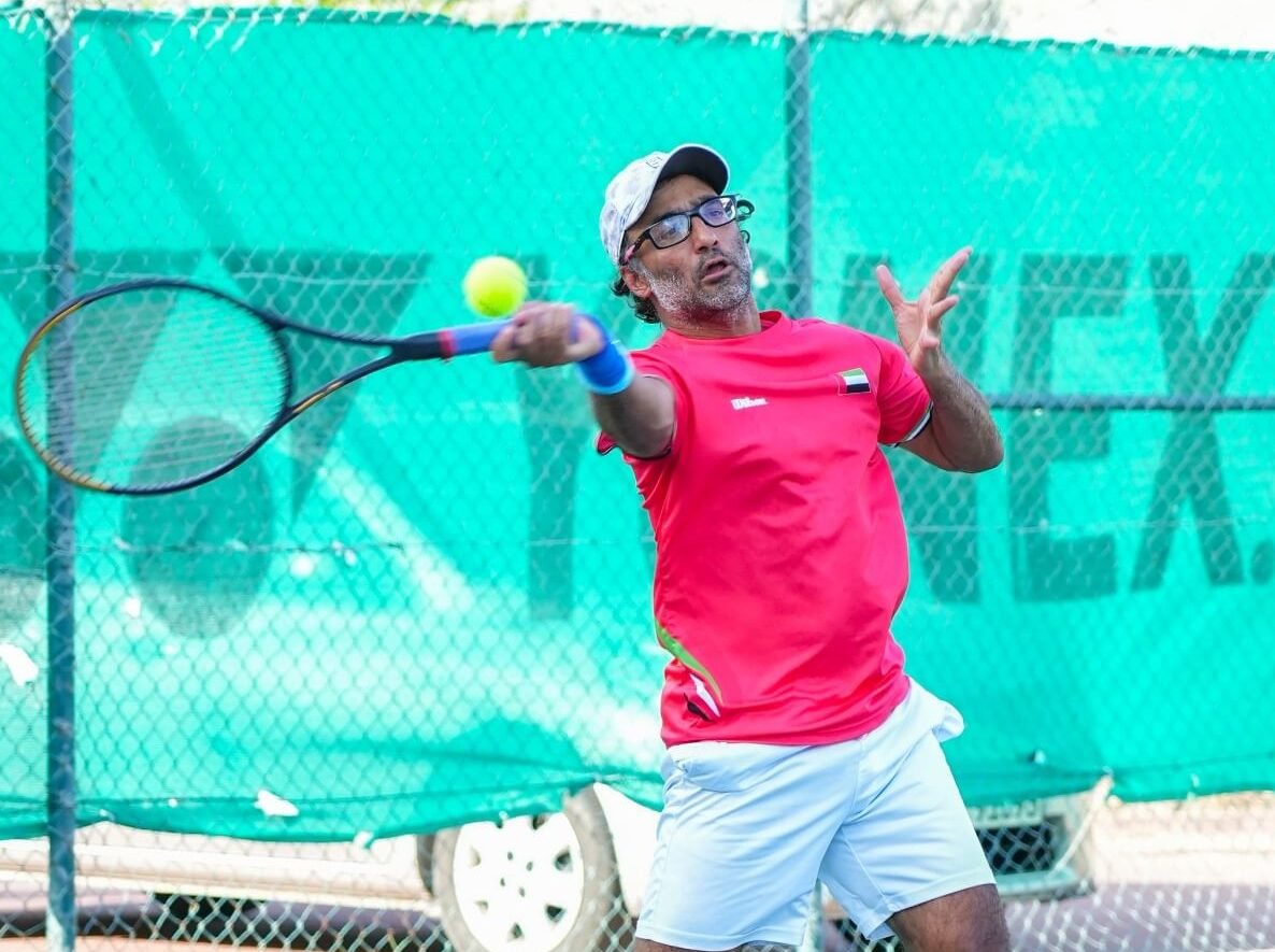 عمر بهروزيان يحرز لقب بطولة "النخبة" الأولى للتنس
