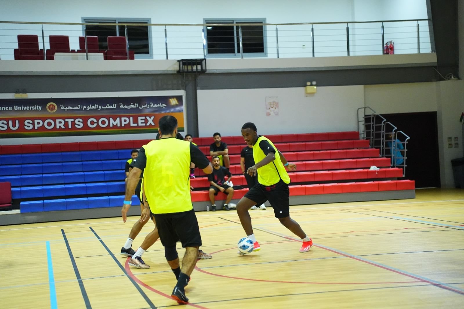 انطلاق بطولة كرة القدم الرابعه للمؤسسات الحكوميه والقطاع الخاص في رأس الخيمة