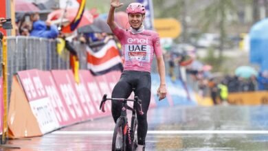 "الإمارات للدراجات" يتصدر المرحلة 16 في سباق " جيرو دا إيطاليا"