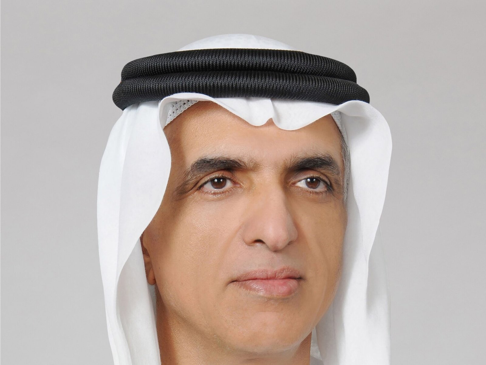 حاكم رأس الخيمة يهنئ ملك الأردن بذكرى استقلال بلاده