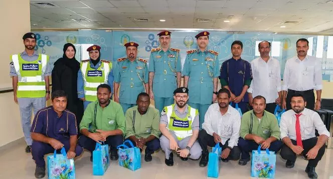 شرطة رأس الخيمة تحتفي بيوم العمال العالمي