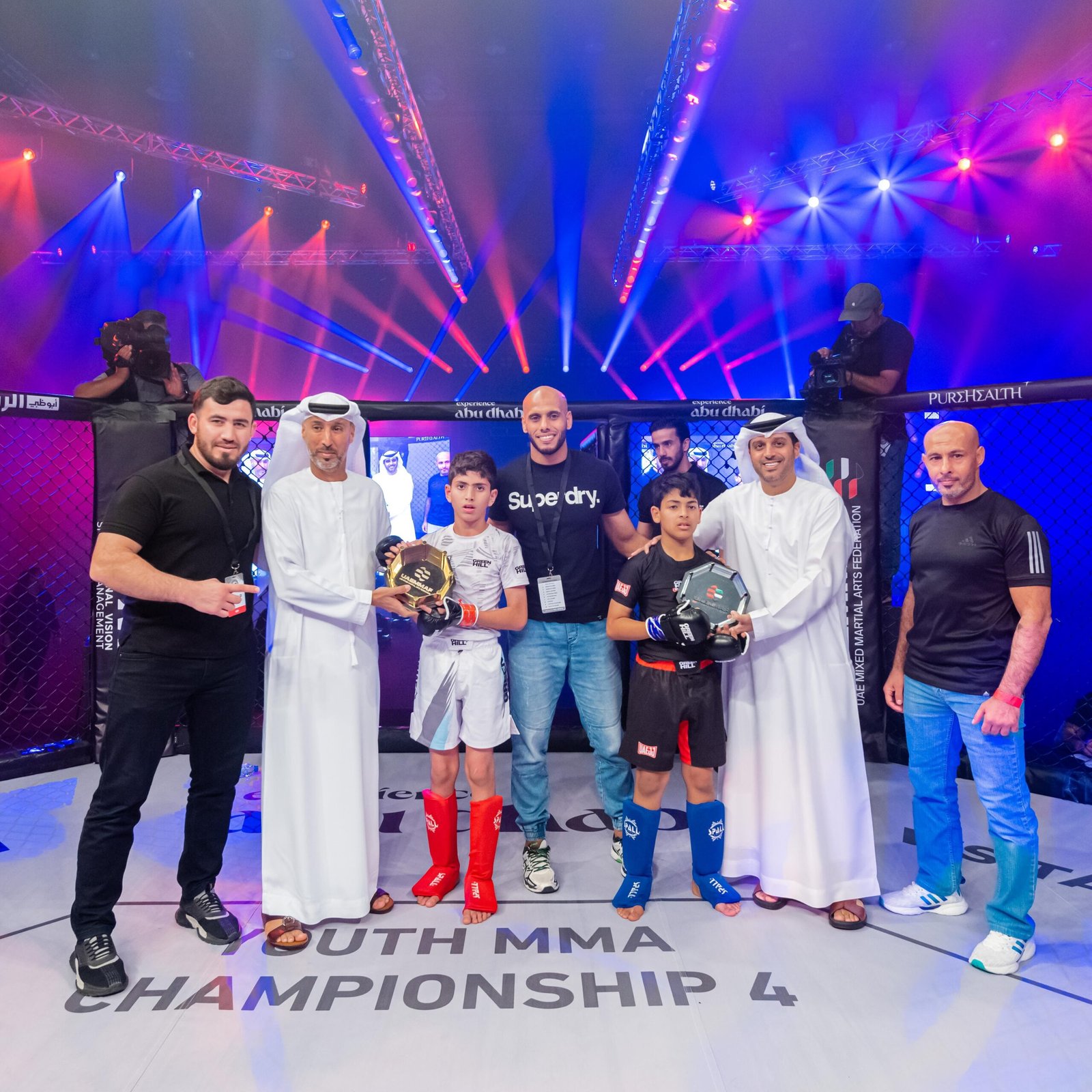 100 لاعب ولاعبة يشاركون في بطولة الفنون القتالية المختلطة بدبي