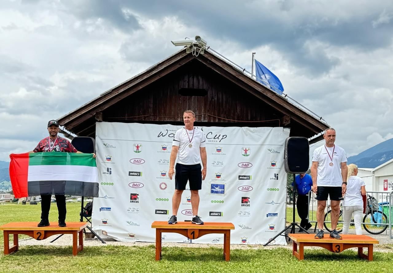 يوسف حيدر يفوز بفضية العالم للقفز بالمظلات في سلوفينيا