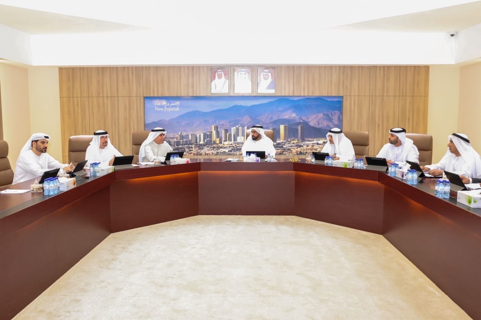 سعيد الرقباني: جامعة الفجيرة ملتزمة بتقديم برامج مبتكرة تعتمد على التكنولوجيا الحديثة