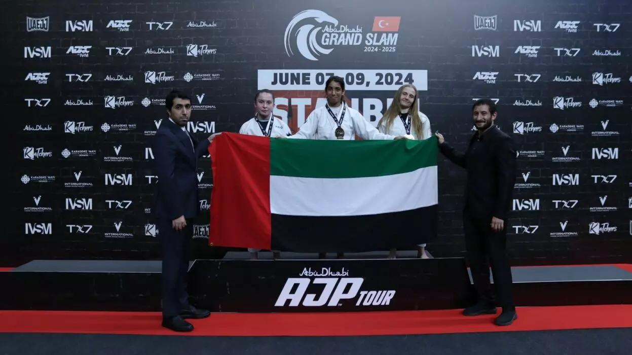 ابطال الإمارات يحصدون 42 ميدالية في بطولة أبوظبي جراند سلام للجوجيتسو بتركيا