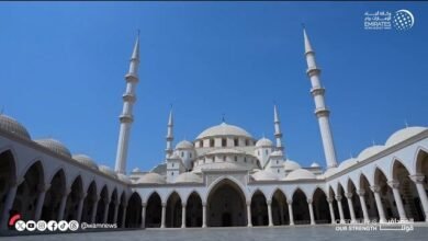 جامع الشيخ زايد الكبير بالفجيرة.. وجهة دينية ثقافية سياحية في الإمارة