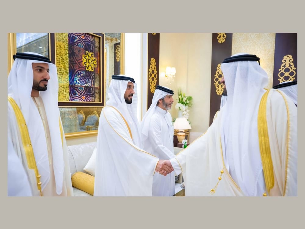 حاكم عجمان وولي عهده يستقبلان المهنئين بعيد الأضحى المبارك 1 حاكم عجمان وولي عهده يستقبلان المهنئين بعيد الأضحى المبارك