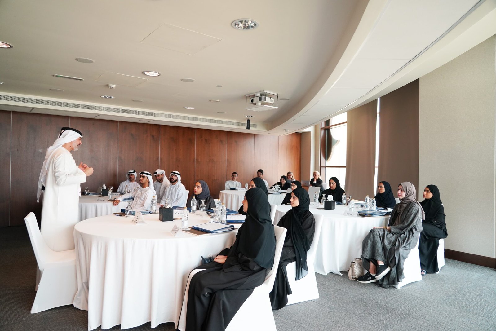 "اقتصادية عجمان" تطلق دبلوم "رواد الإعلام الاقتصادي" 1 "اقتصادية عجمان" تطلق دبلوم "رواد الإعلام الاقتصادي"