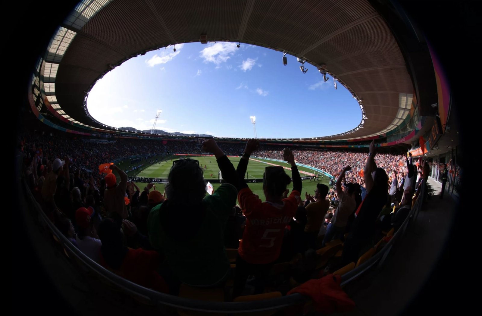 "فيفا" يخصص 11 مليون دولار لتوزيعها على 1000 ناد للسيدات في 48 اتحادًا