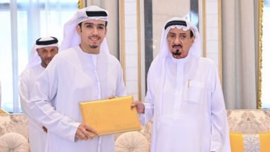 حاكم عجمان وولي عهده يستقبلان أوائل الثانوية العامة بالإمارة