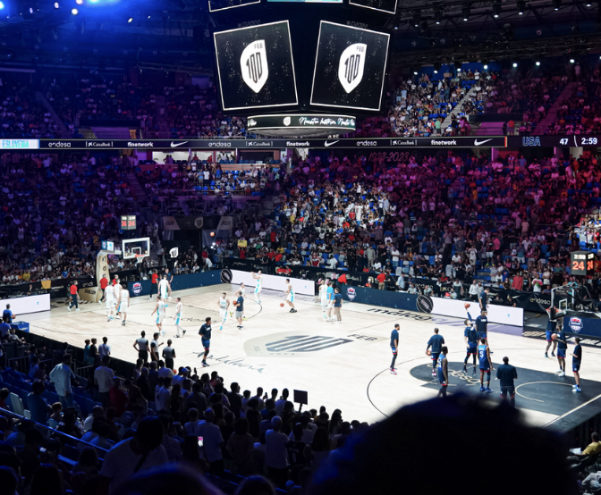 الاتحاد أرينا تستضيف برنامج نقاشات كرة السلة على هامش مباريات المنتخب الأمريكي لكرة السلة 2024 التي تُقام في أبوظبي