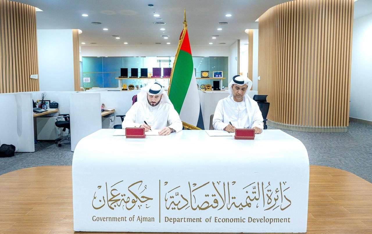 "اقتصادية عجمان" و"هيئة النقل" توقعان اتفاقية تفويض الخدمات