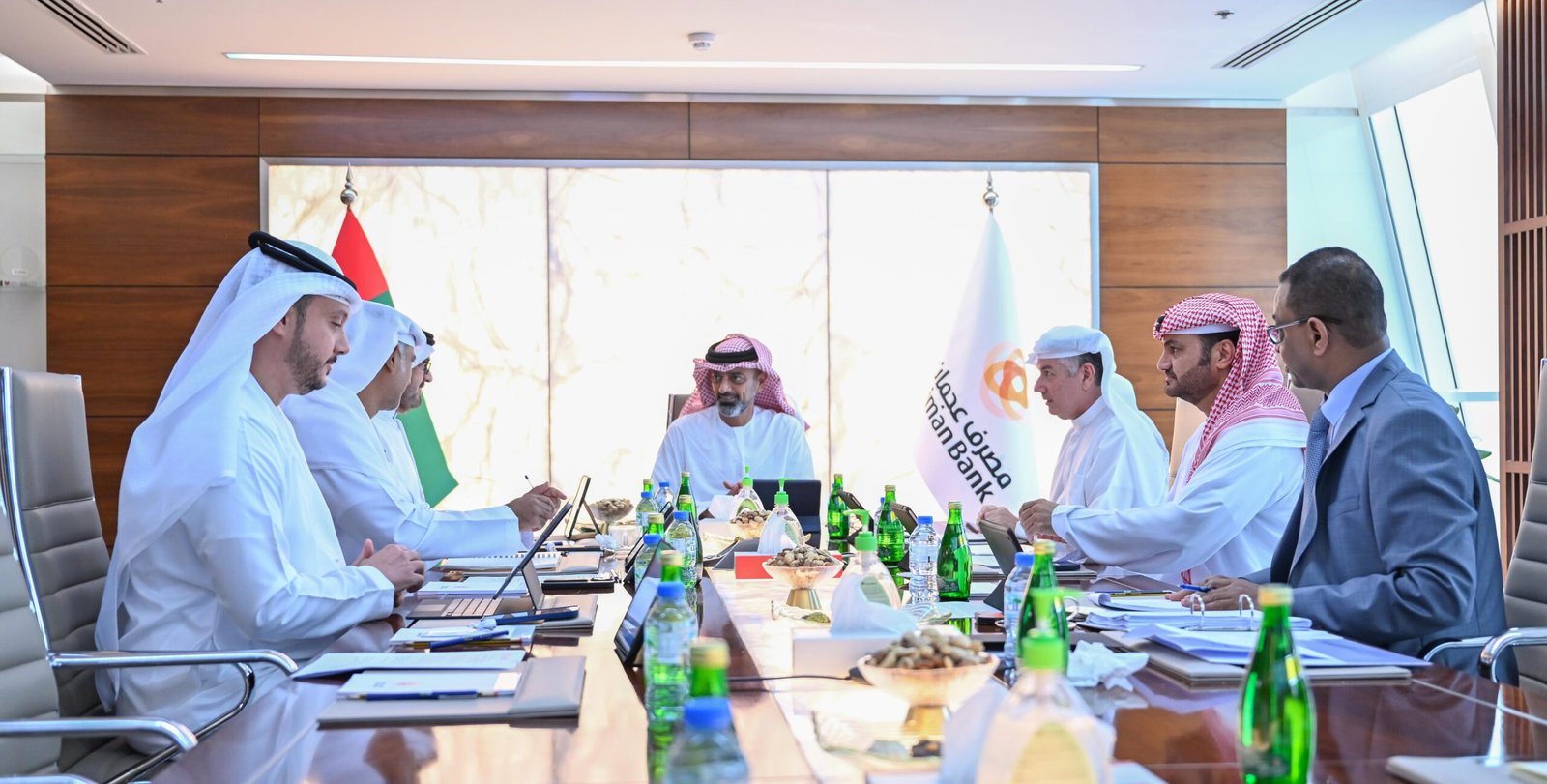 مصرف عجمان يحقق صافي أرباح غير مسبوقة.. عمار بن حميد يترأس اجتماع مجلس الإدارة