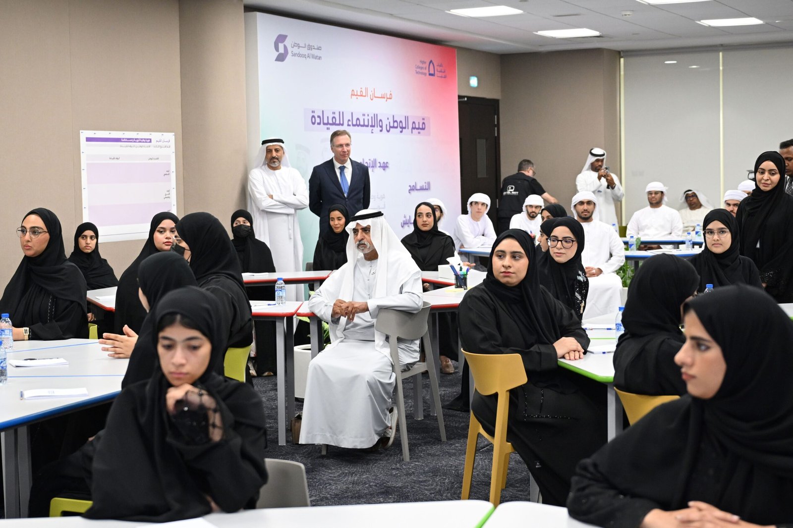 نهيان بن مبارك: شباب الإمارات في قمة أولويات صاحب السمو رئيس الدولة