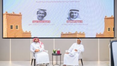 جلسة أدبية في "دارة الشعر العربي " بالفجيرة