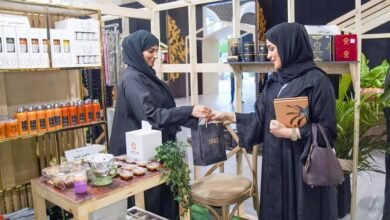 "غرفة وسيدات أعمال عجمان" يشاركان في "ليوا عجمان للرطب والعسل"