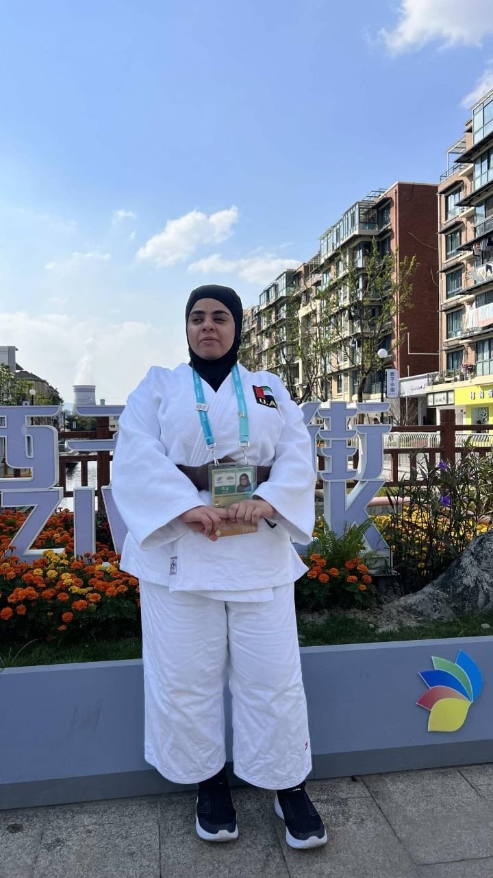 مريم الظنحاني أول إماراتية وخليجية تشارك في "جودو الألعاب البارالمبية" تدشن استعداداتها لباريس 2024
