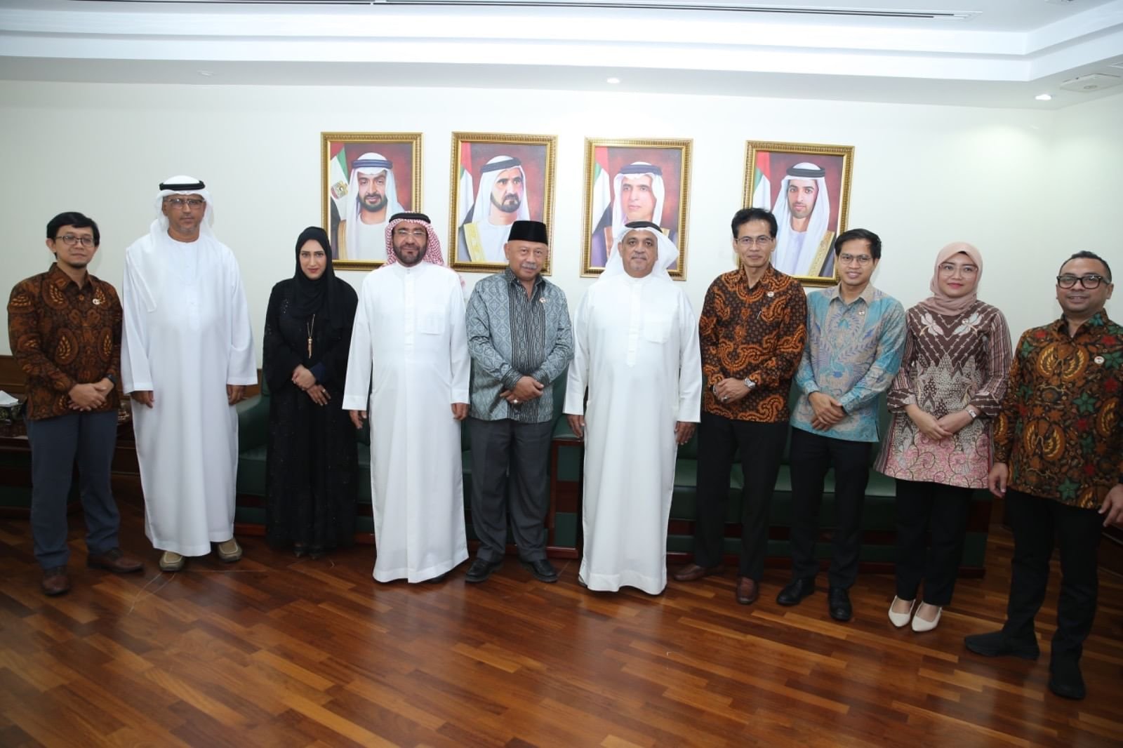 غرفة رأس الخيمة تبحث تعزيز التعاون مع قطاع الأعمال الأندونيسي