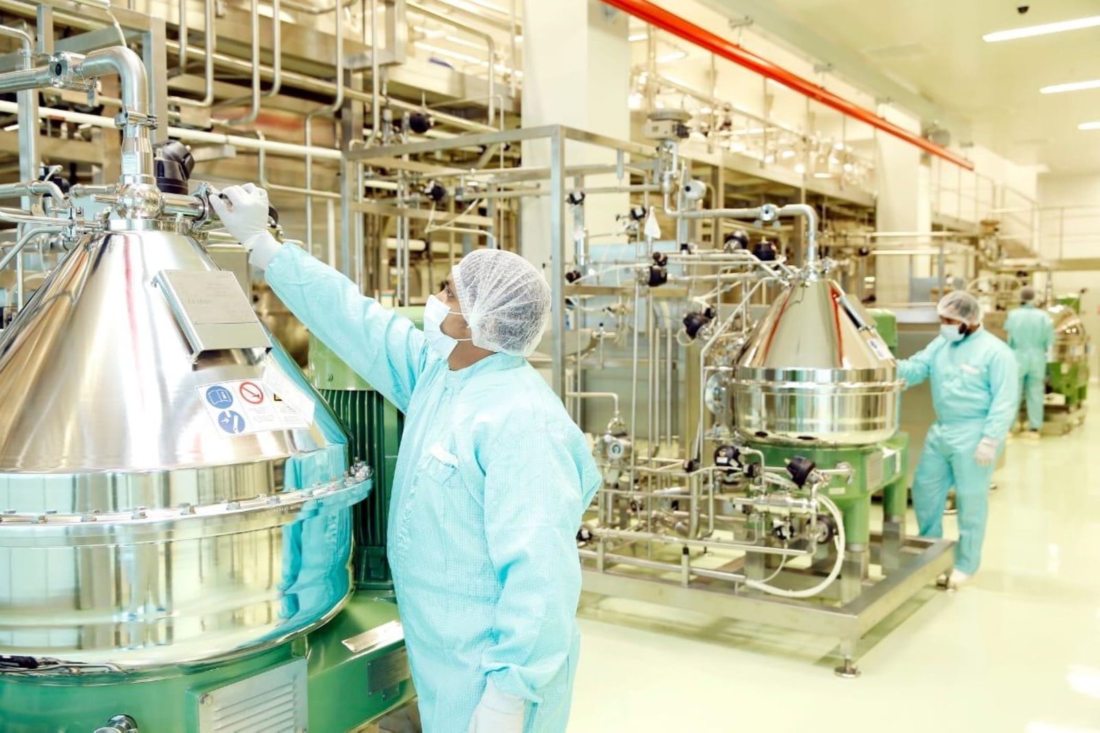 "جلفار" ترسخ مكانة الإمارات على خارطة الصناعات الدوائية العالمية