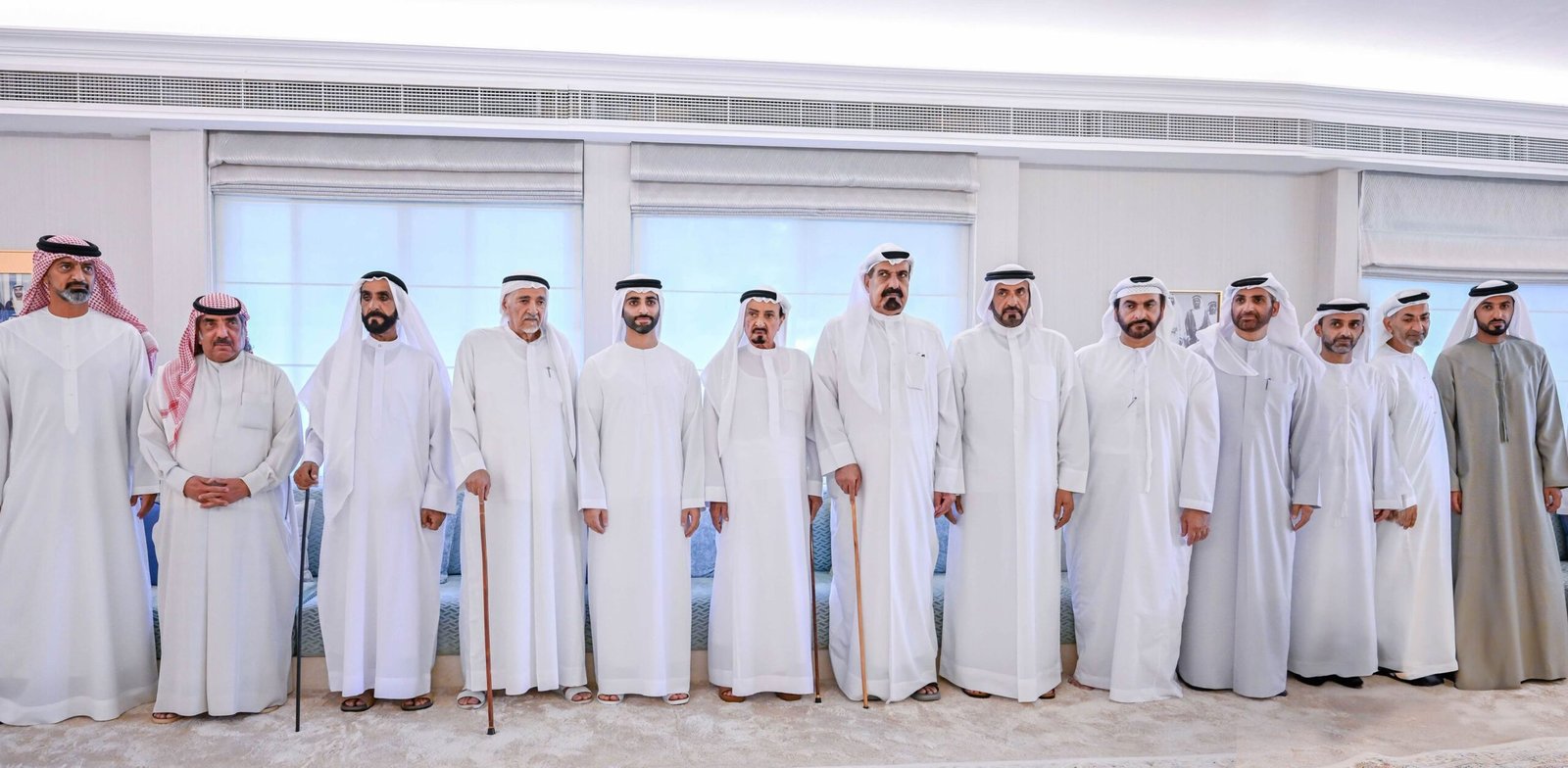 حاكم عجمان وولي عهده يحضران حفل عقد قران الشيخ عمر بن عبدالعزيز النعيمي