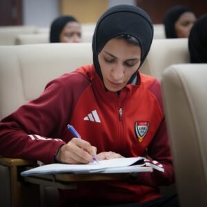 اتحاد الكرة يُنظم دورة تطوير أداء الحكمات