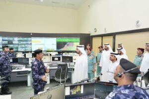 ولي عهد رأس الخيمة يشيد بتكامل منظومة الربط الإلكتروني لقطاع الأمن والعدالة بالإمارة