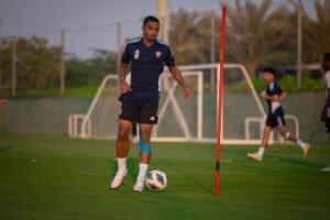 بعثة أبيض الشباب تُغادر إلى الكويت للمشاركة في تصفيات كأس آسيا