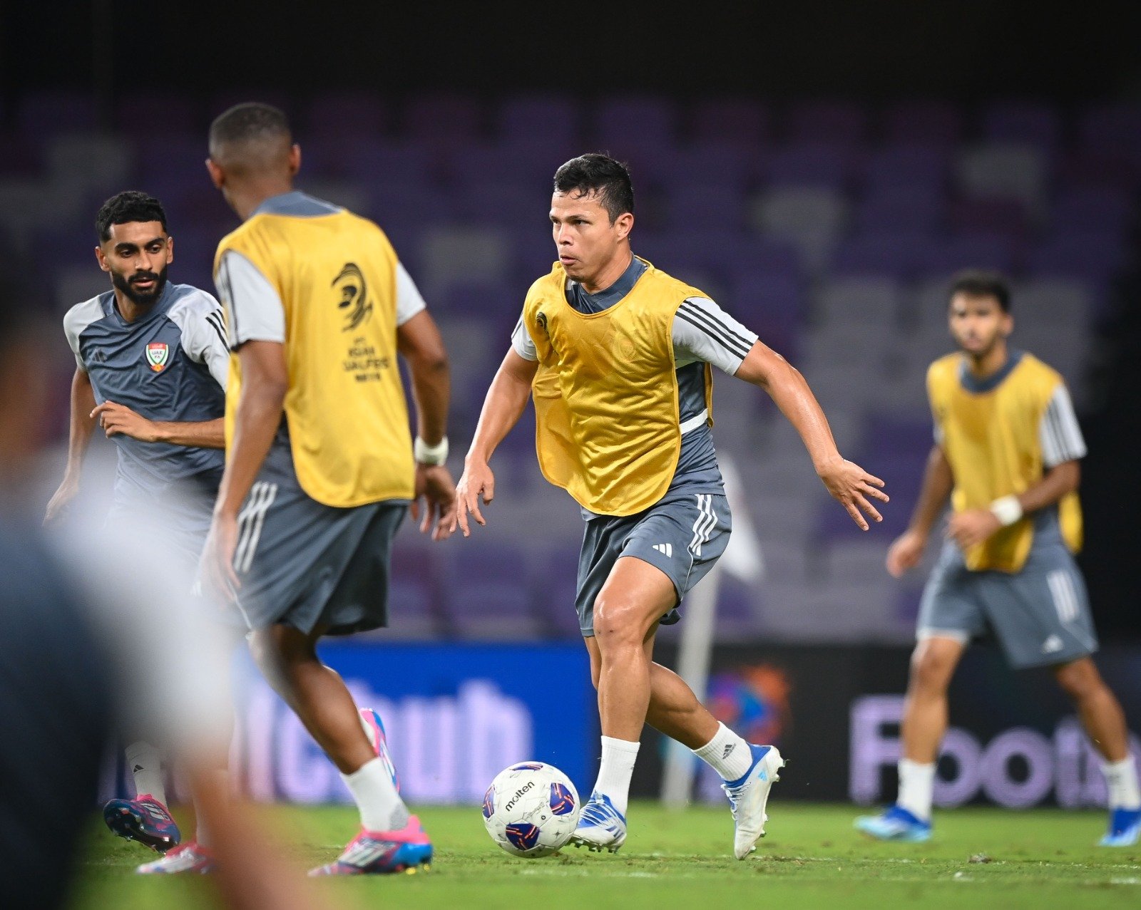 الأبيض يواجه المنتخب الإيراني اليوم في تصفيات كأس العالم 1 الأبيض يواجه المنتخب الإيراني اليوم في تصفيات كأس العالم
