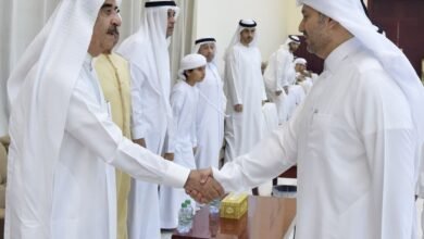 حاكم أم القيوين يتقبل تعازى قنصلي الكويت وقطر فى وفاة الشيخ عبدالله بن أحمد المعلا