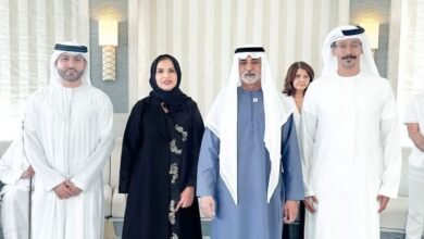 نهيان بن مبارك يلتقي وفد اتحاد الإمارات للريشة الطائرة