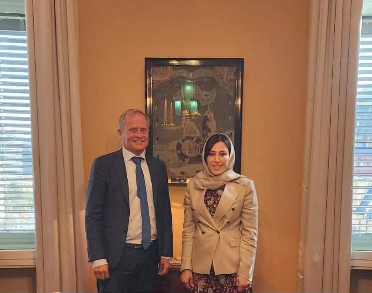 سفيرة الإمارات تلتقي وزير الدولة للشؤون المالية النرويجي