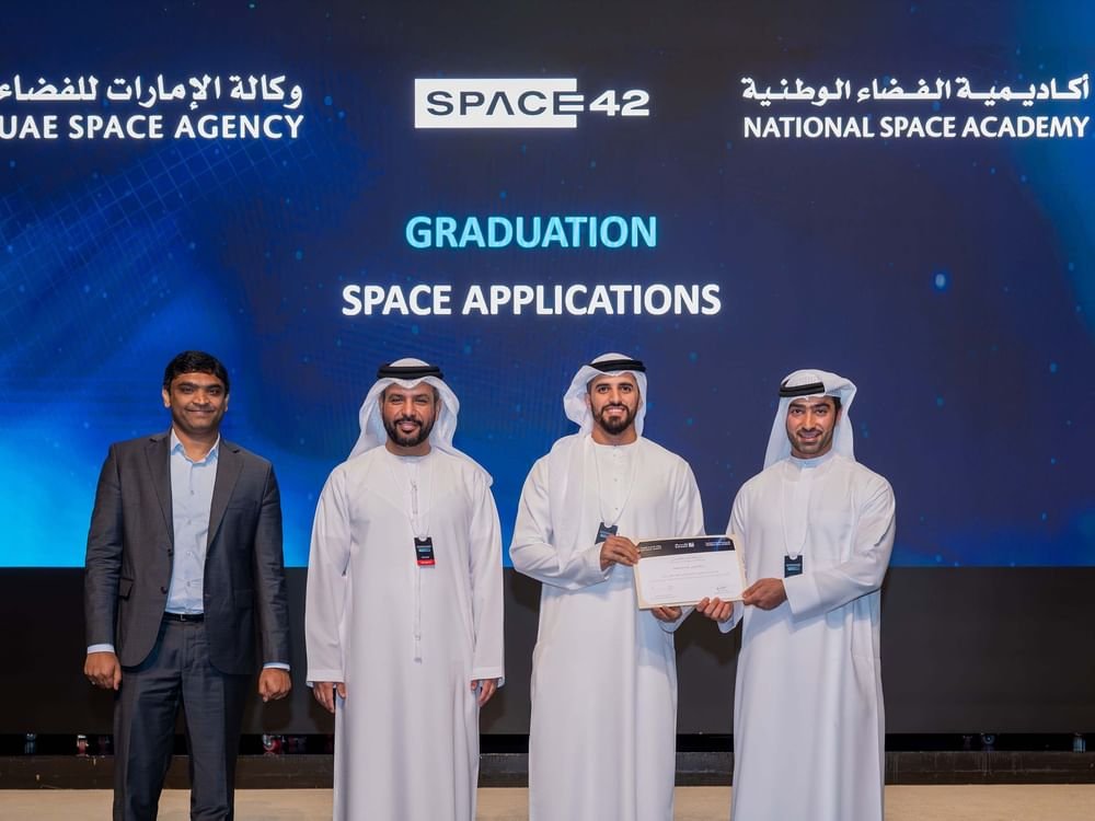 وكالة الإمارات للفضاء تخرج كفاءات من بلدية عجمان