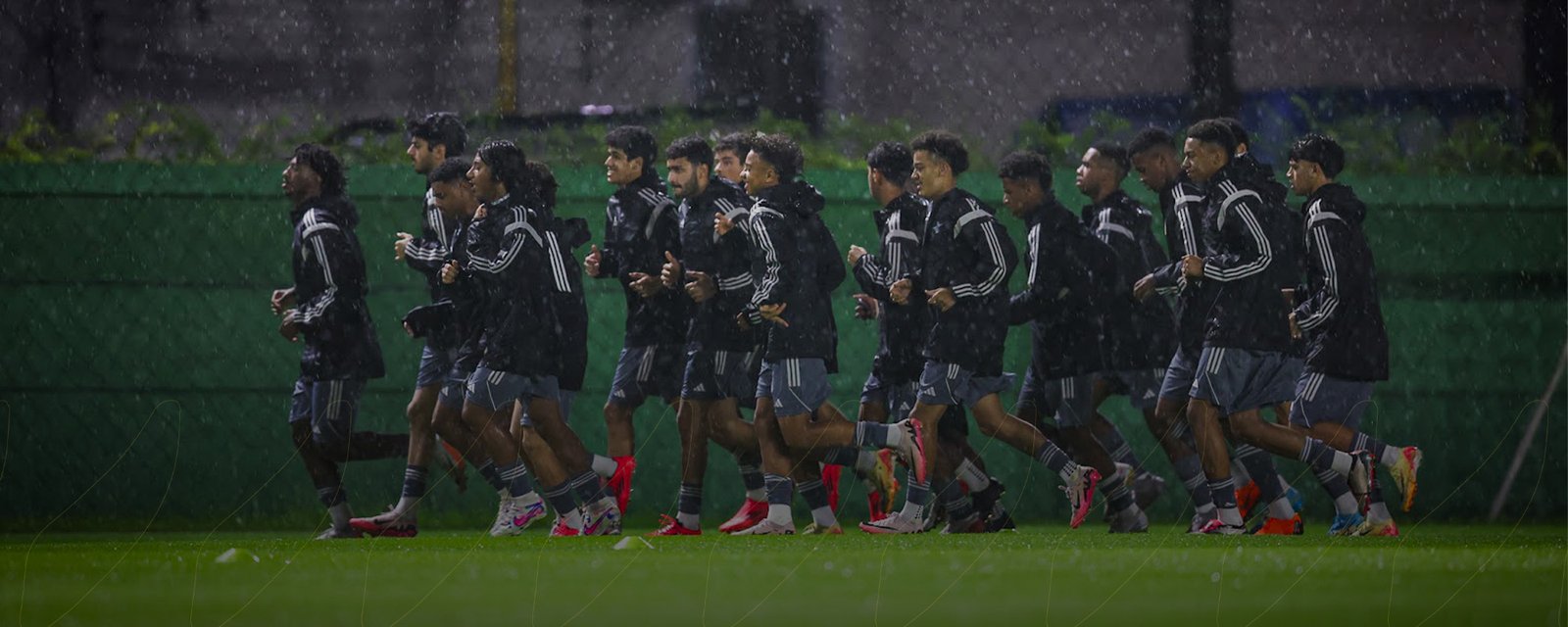 أبيض الناشئين يختتم تحضيراته للتصفيات الآسيوية