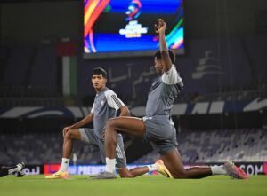 الأبيض يواجه منتخب كوريا الشمالية على استاد هزاع بن زايد