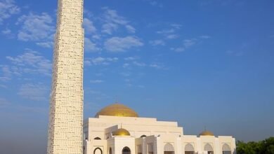 برنامج المسجد العامر في عجمان يستضيف القارئ أنس العمادي