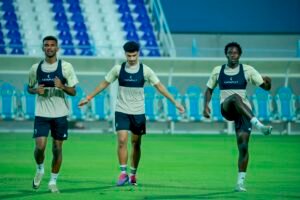 الأبيض الأولمبي يؤدي حصته التدريبية الأولى في الفجيرة