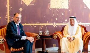 سعود بن صقر يستقبل قنصل عام الولايات المتحدة الأمريكية 2 سعود بن صقر يستقبل قنصل عام الولايات المتحدة الأمريكية