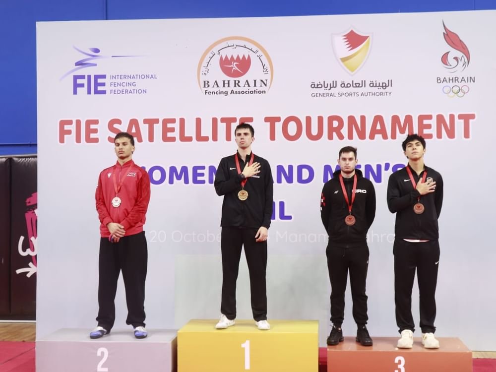 فارس البلوشي يحرز فضية "الستالايت" الدولية للمبارزة