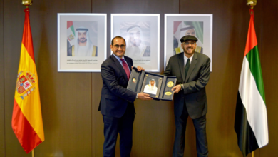 البيت العربي بمدريد ينظم حفل توقيع كتاب "صاحب السمو الشيخ محمد بن زايد آل نهيان.. إضاءات في مسيرة رجل الإنسانية" لجمال سند السويدي