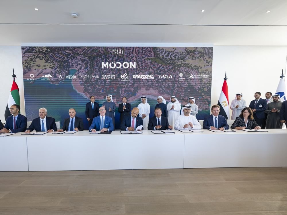 بحضور رئيس الدولة والرئيس المصري .. "مدن القابضة" توقع اتفاقيات مع شركاء ومستثمرين لتطوير مشروع رأس الحكمة