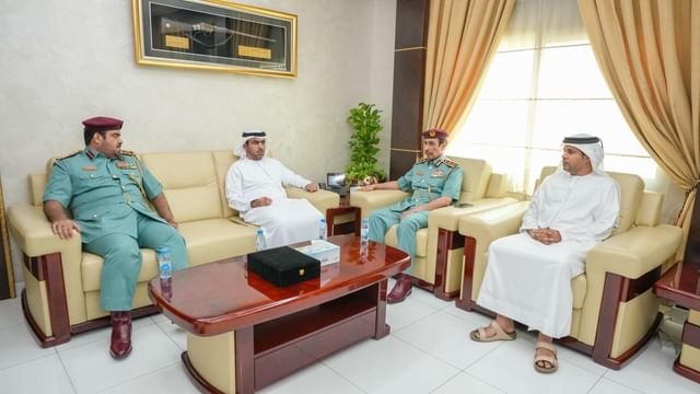 شرطة عجمان و "الاتحادية للهوية والجنسية" تبحثان دعم عمليات الرقابة والتفتيش على الحدود