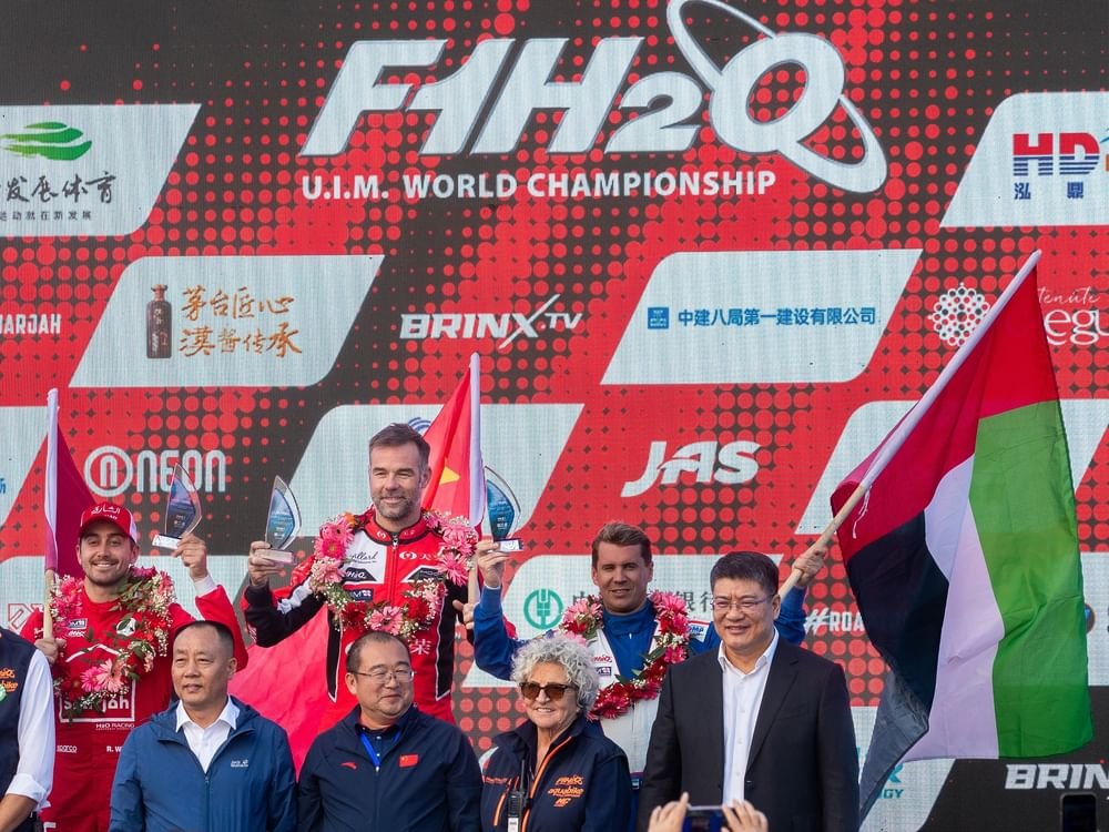 زوارق الإمارات تخوض غدا التحدي الرئيسي لجائزة الصين "فورمولا1"