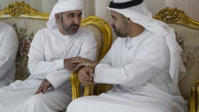 ذياب بن محمد بن زايد يقدم واجب العزاء بوفاة والد الشهيد محمد جديد الشحي