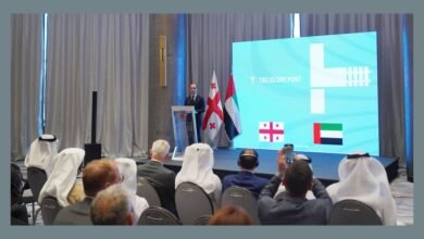 نائب رئيس وزراء جورجيا يلتقي في تبليسي وفدا من مجموعة موانئ أبوظبي برئاسة الصايغ