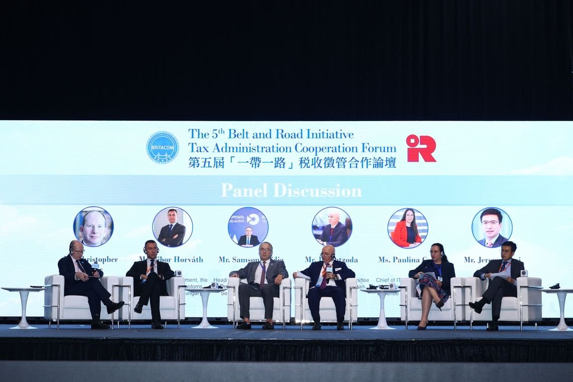 "الاتحادية للضرائب" تشارك بمنتدى التعاون لمبادرة "الحزام والطريق" في هونغ كونغ