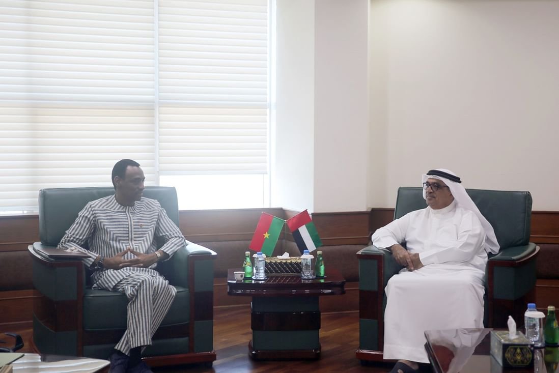 غرفة رأس الخيمة تبحث آفاق التعاون مع مجتمع الأعمال في بوركينا فاسو 1 غرفة رأس الخيمة تبحث آفاق التعاون مع مجتمع الأعمال في بوركينا فاسو