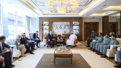 سيف بن زايد يلتقي نائب وزير الداخلية الروسي