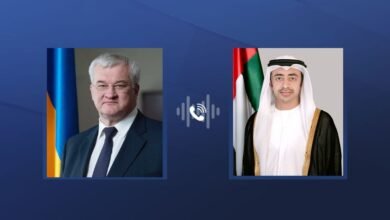 عبدالله بن زايد يهنئ هاتفيا وزير خارجية أوكرانيا