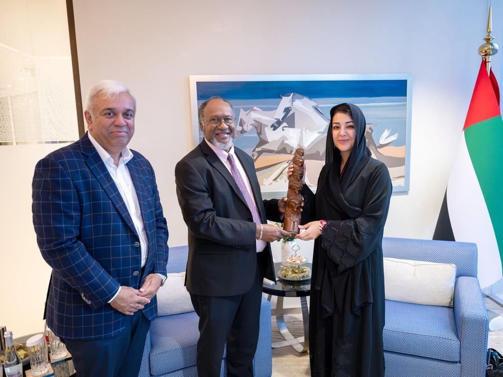 ريم الهاشمي تستقبل رئيس وزراء جمهورية فانواتو